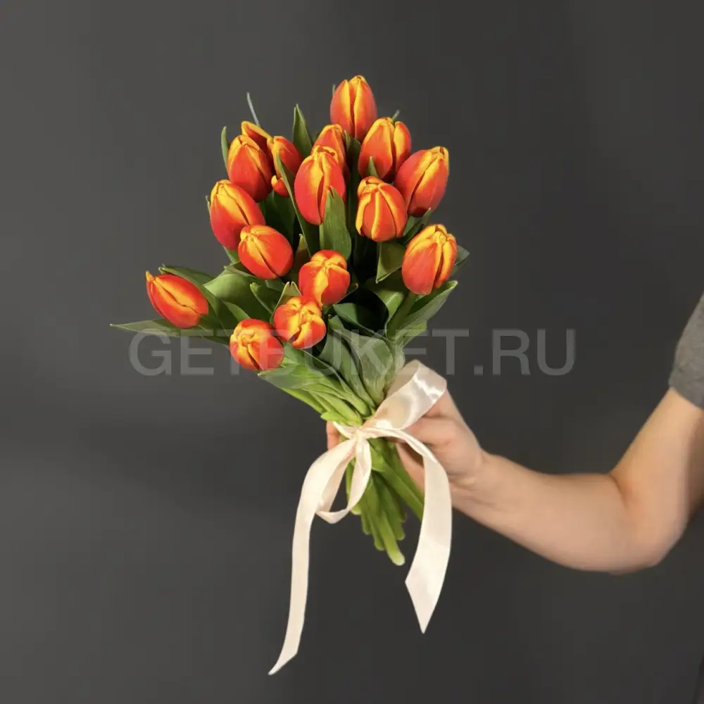 223654 Букет из 15 оранжевых тюльпанов
