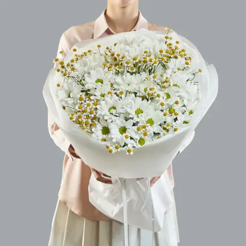 Букет из хризантемы и танацетума